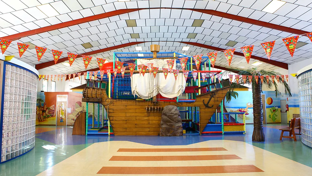 barco-pirata-sek-levante